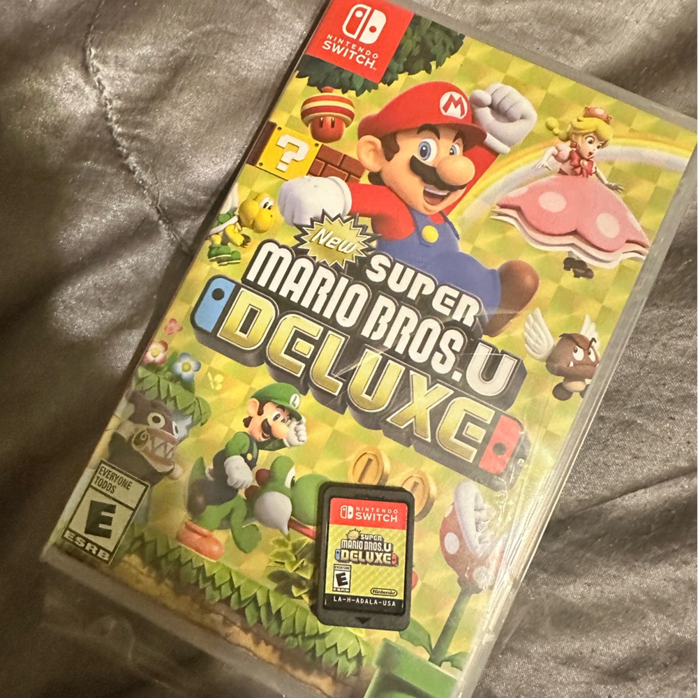 Super Mario Bros U Deluxe Switch Game